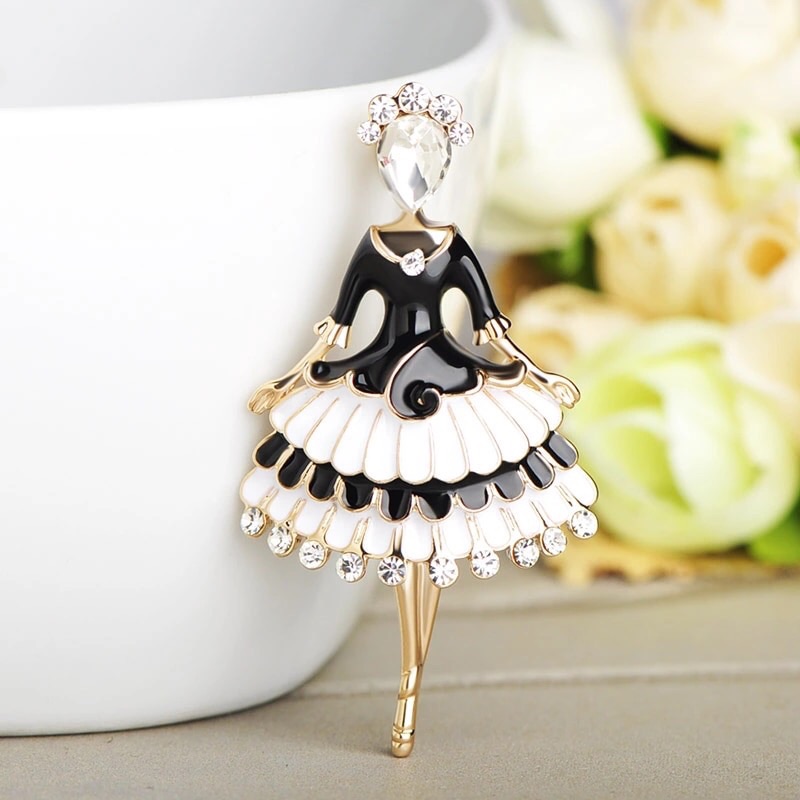 Womens Dress Brooch 18$